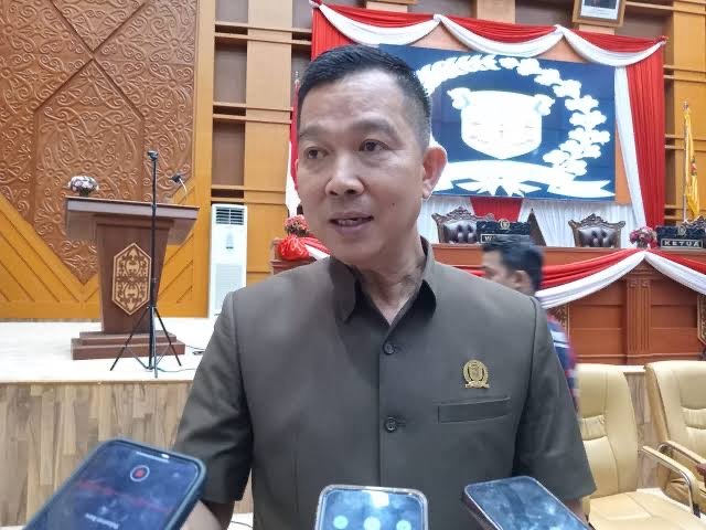Viktor Yuan Komitmen Kawal Program Optimalisasi Lahan Perkotaan