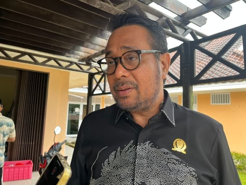 DPRD Kaltim Ingatkan Ancaman Kebocoran Pajak akibat Banyaknya Kendaraan Berpelat Luar di Balikpapan DPRD Kaltim Ingatkan Ancaman Kebocoran Pajak akibat Banyaknya Kendaraan Berpelat Luar di Balikpapan