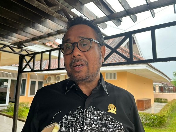 DPRD Kaltim Desak PMTS Tuntaskan Perbaikan Fender Jembatan Mahakam I yang Mandek Hampir Setahun DPRD Kaltim Desak PMTS Tuntaskan Perbaikan Fender Jembatan Mahakam I yang Mandek Hampir Setahun