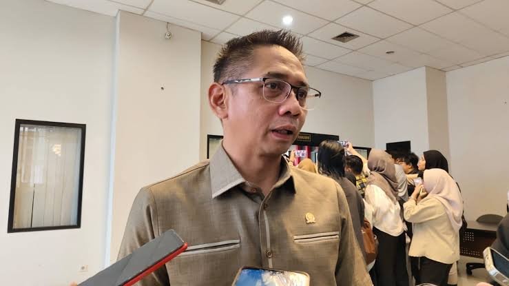 Pendapatan Daerah Tertekan, DPRD Kaltim Dorong Pemprov Bangun Sektor Ekonomi Baru Pasca Anjloknya Batu Bara Pendapatan Daerah Tertekan, DPRD Kaltim Dorong Pemprov Bangun Sektor Ekonomi Baru Pasca Anjloknya Batu Bara