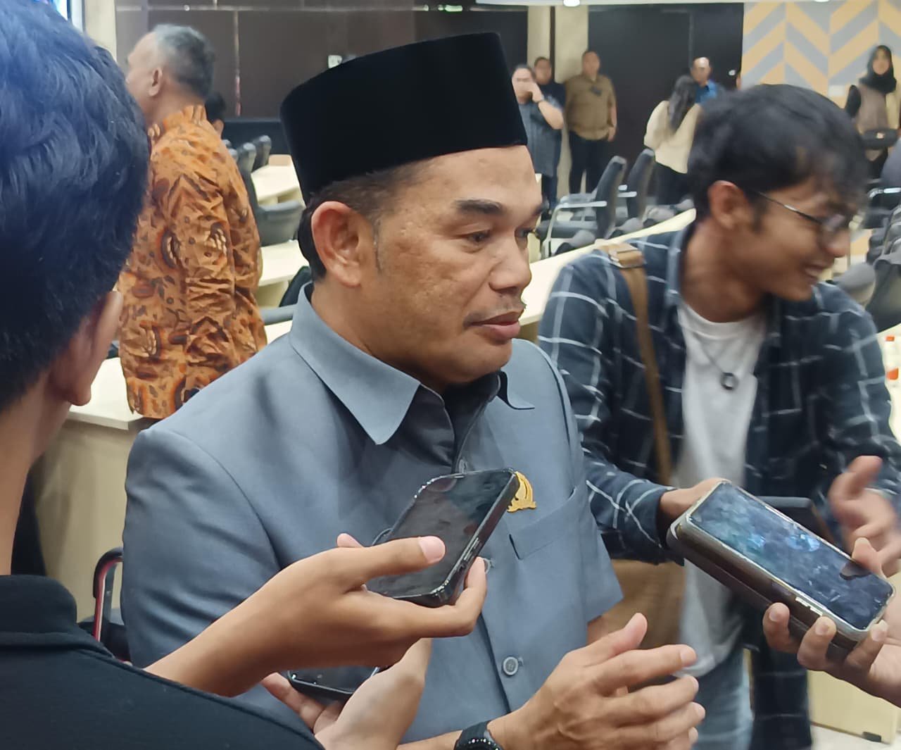 DPRD Kaltim Minta Perusda Dilibatkan dalam Pengelolaan STS Muara Berau DPRD Kaltim Minta Perusda Dilibatkan dalam Pengelolaan STS Muara Berau