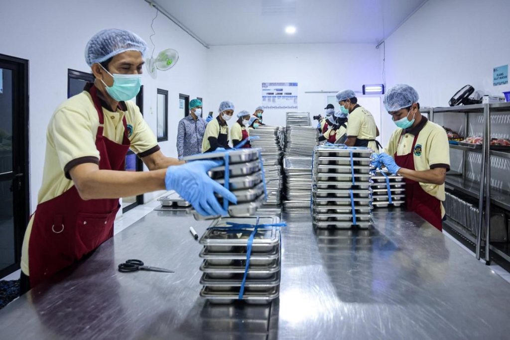 Ini Alasan Anggaran MBG Dipangkas Jadi Rp268 Triliun : Okezone Economy