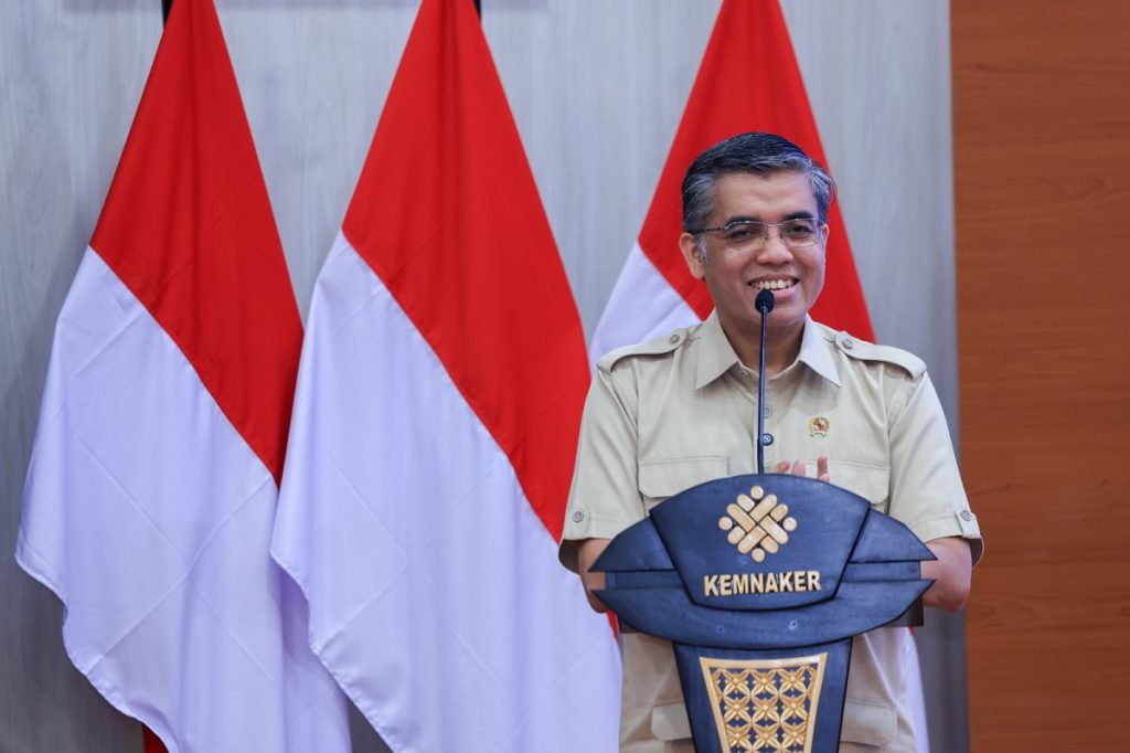 Banyak Alumni Dapat Kerja, Program Magang Nasional Diperluas ke 150 Ribu Fresh Graduate : Okezone Economy