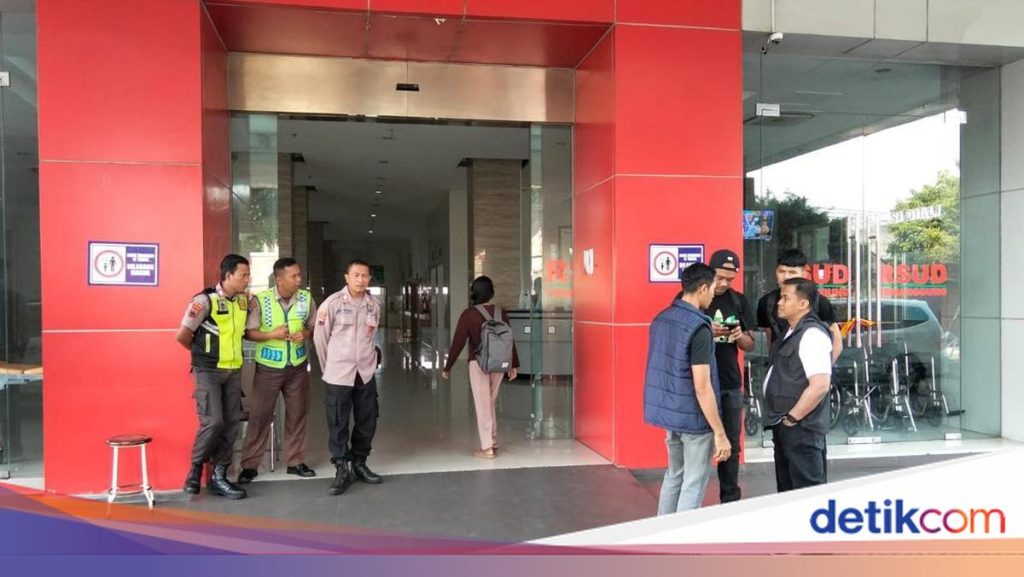 Polisi Hanya Autopsi Anak Bungsu di Kasus Sekeluarga Tewas Saat Kamping