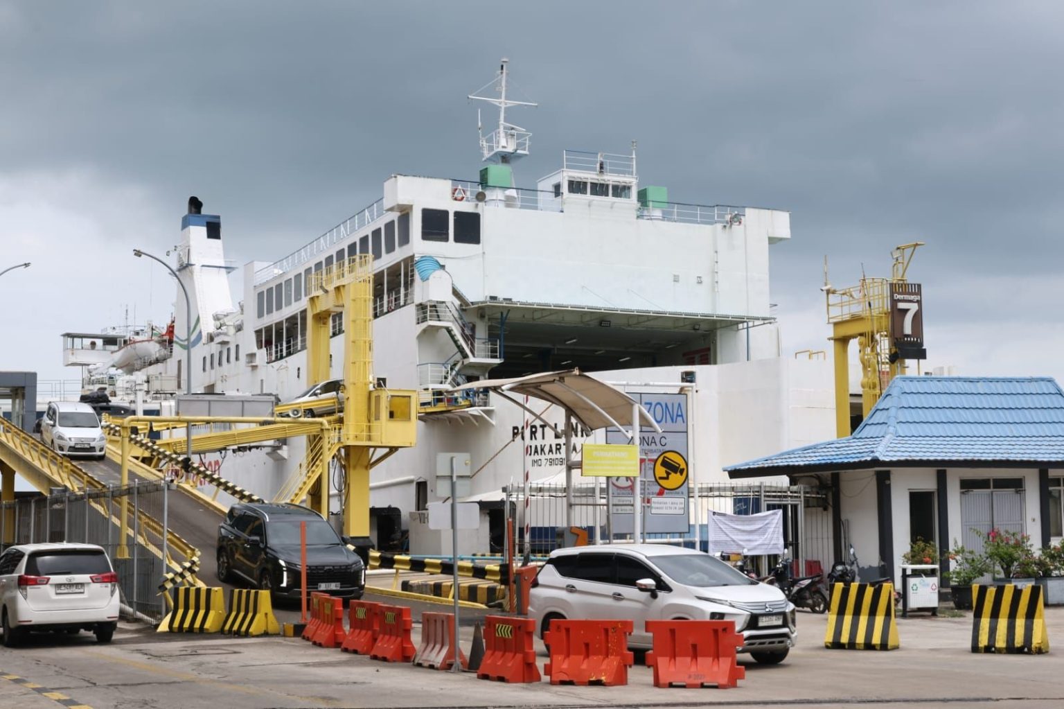 Perkuat Konektivitas di RI, Pelabuhan Tanjung Uban Dikembangkan : Okezone Economy