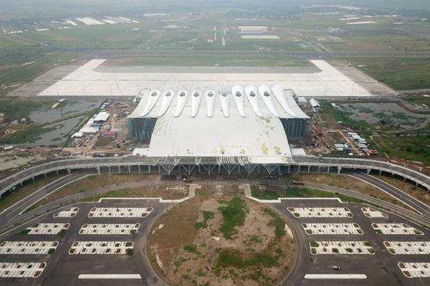 Bandara Husein Sastranegara Kembali Beroperasi, Kertajati Jadi Bengkel Hercules : Okezone Economy