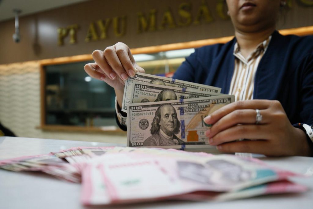 5 Pekerjaan Bergaji Tinggi untuk Wanita : Okezone Economy