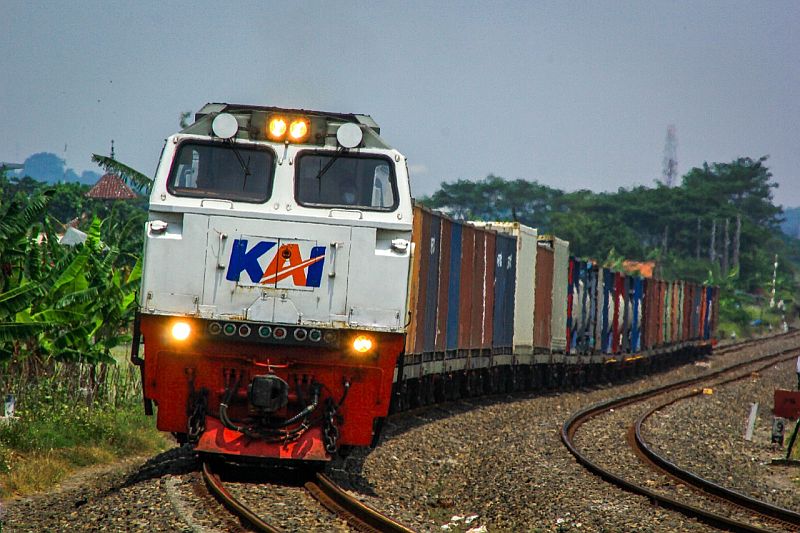Kalog Angkut 1 juta Ton Barang via Kereta Kontainer hingga Mei 2026 : Okezone Economy