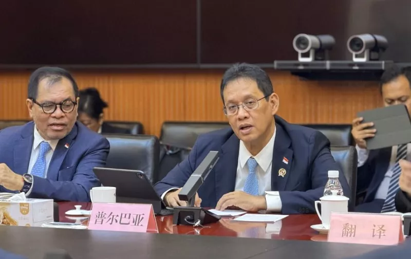 Purbaya Kantongi Komitmen Dana Pembangunan Rp278 Triliun dari AIIB : Okezone Economy