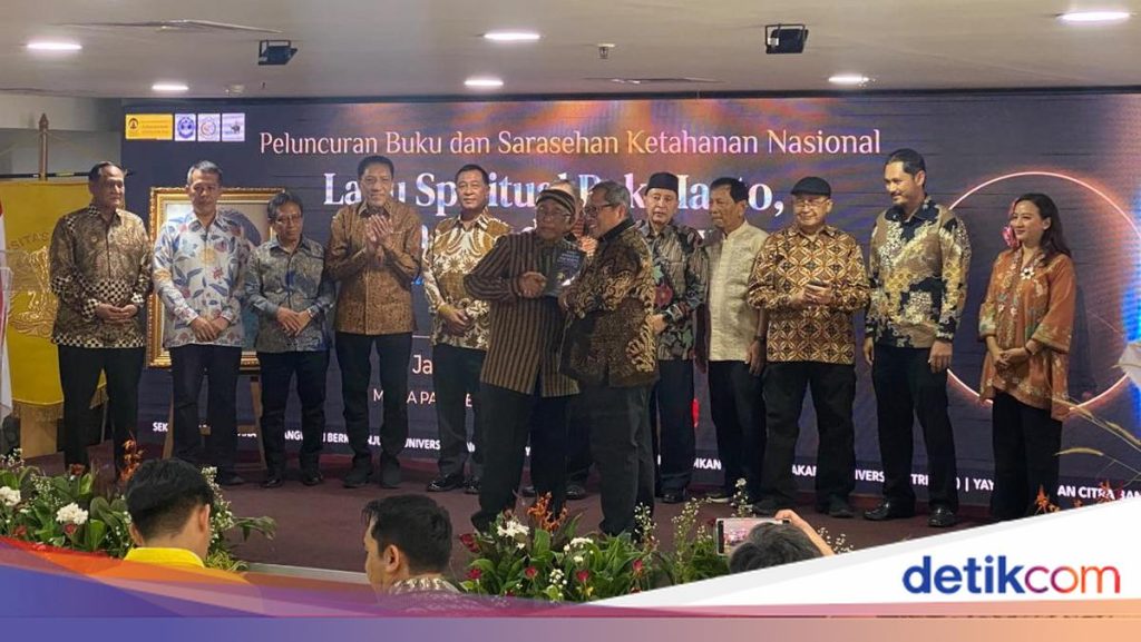 Buku ‘Laku Spiritual Pak Harto’ Diluncurkan, Kupas Cara Soeharto Rekrut Pembantu