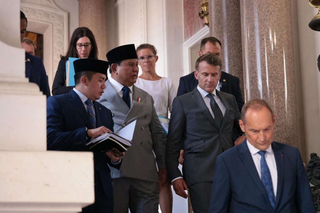 7 Hasil Diplomasi Prabowo 1,5 Tahun, RI Masuk BRICS hingga Investasi Rp2.430 Triliun : Okezone Economy