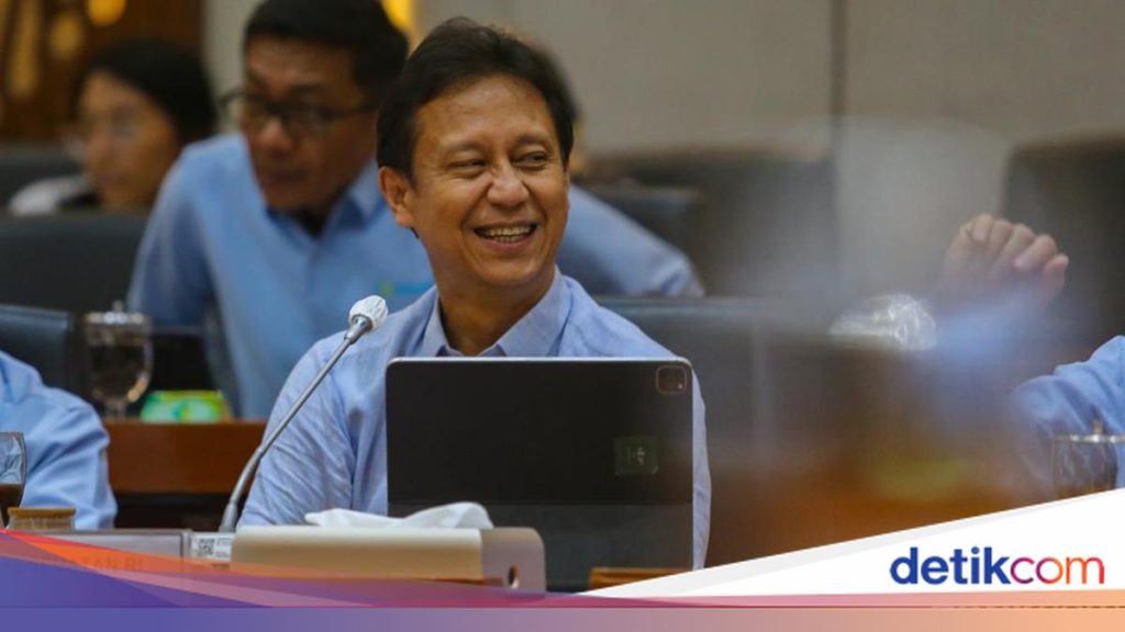 Budi Gunadi Usai Menghadap Prabowo: Sekarang Masih Jadi Menkes