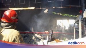Kandang Ternak di Bogor Kebakaran, Motor Ikut Hangus Terbakar