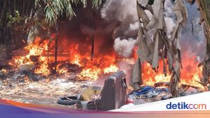 Lahan Kosong di Cibinong Bogor Kebakaran, Api Diduga dari Bakar Sampah