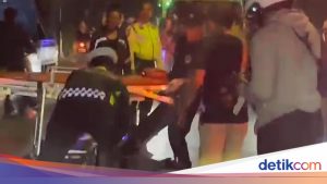 Gagal Nyalip Mobil Boks, Pemotor Tewas Terjatuh di Gunungputri Bogor