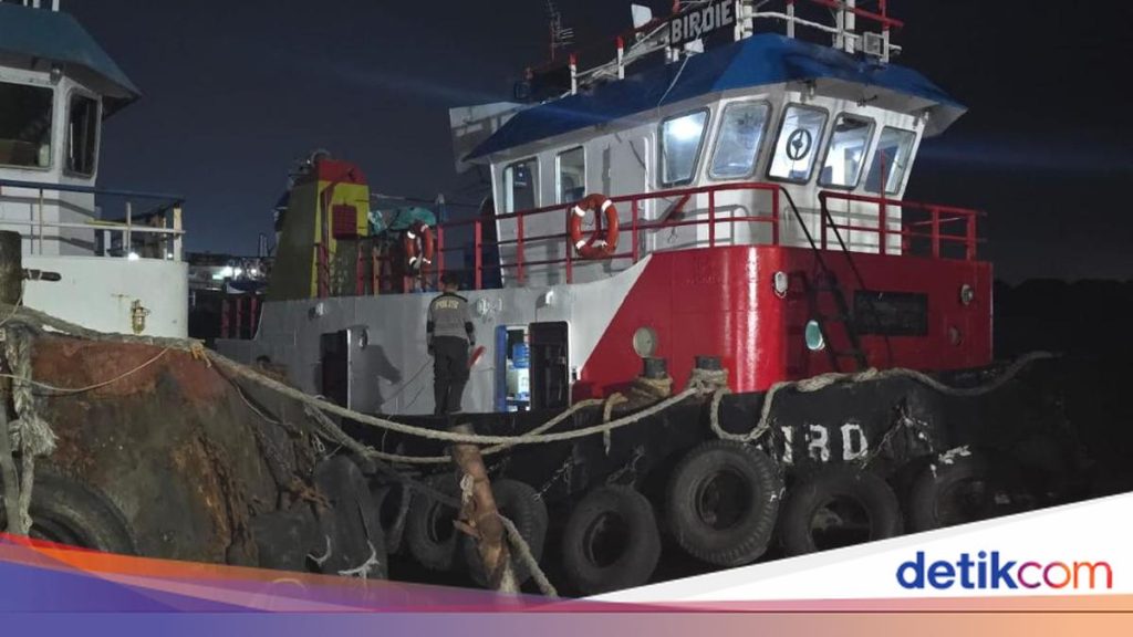 Polda Sumsel Gagalkan Penyelundupan 21 Ton Solar Ilegal di Perairan Gandus