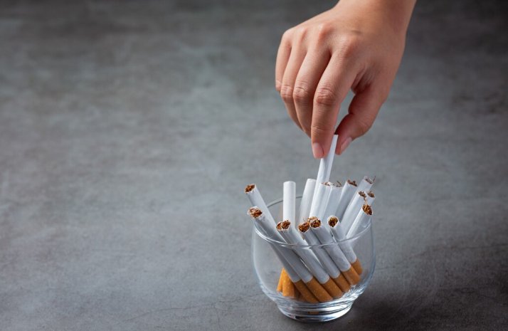 Aturan Kemasan Polos Rokok, Penerimaan Negara Terancam hingga PHK Massal : Okezone Economy