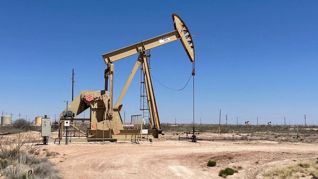 Harga Minyak Menguat ke US$72,48, Pasokan Jadi Ancaman