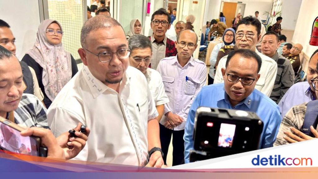 Kajati Sumbar Puji Andre Rosiade Inisiasi Proyek Tol Bukittinggi-Sicincin
